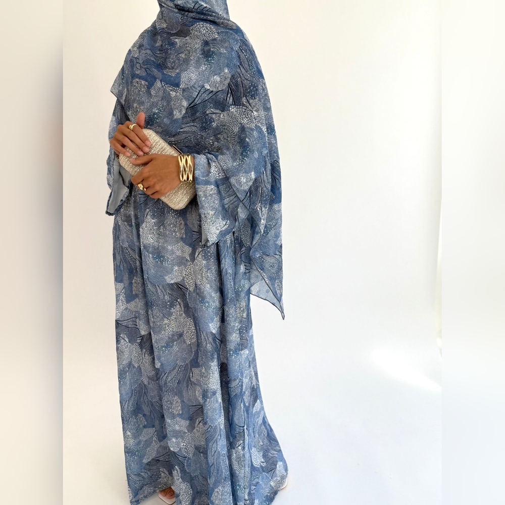 Sky Blossom Closed Abaya Set